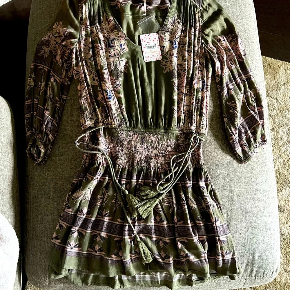 New green mini dress free people - Picture 1 of 1